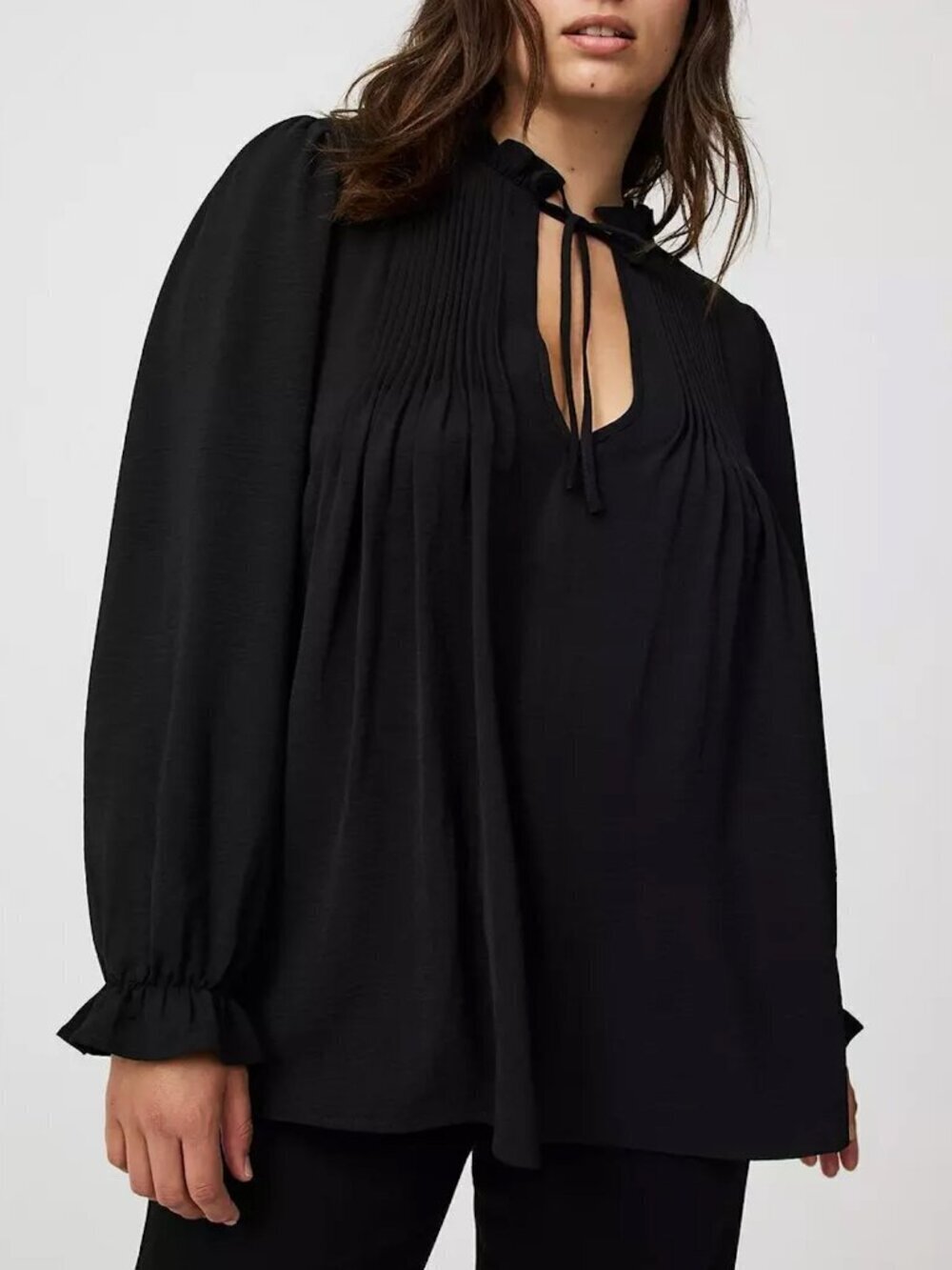 TORRID 1 Plus Size Peasant Sleeve Pintuck Blouse Black Long Sleeve Whimsigoth 1X